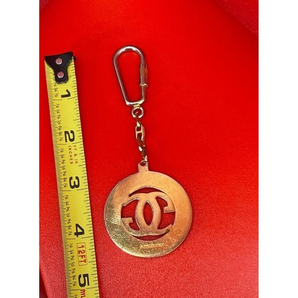Gucci Logo GG Double G's Vintage Gold Tone Keychain 100% Authentic Guaranteed - Picture 15 of 16